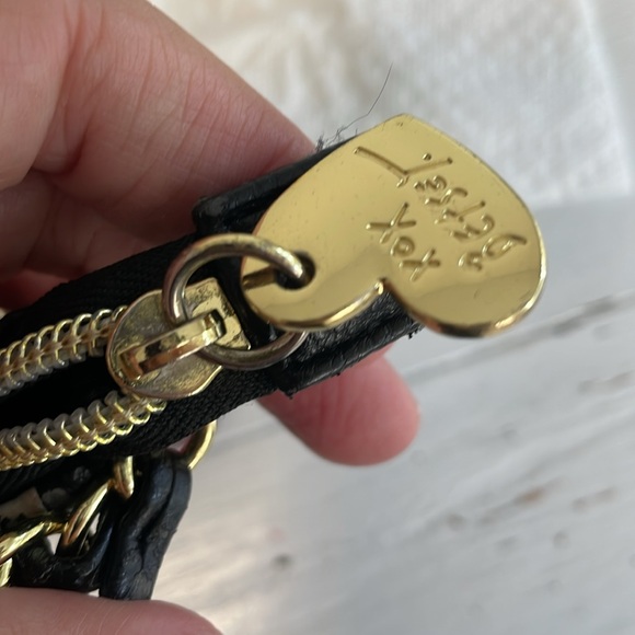 Betsey Jonson purse used flawed Stylish Black and White Striped Women's Bag - Picture 5 of 7